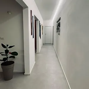 https://birimari-house.it-tuscanyhotel.com