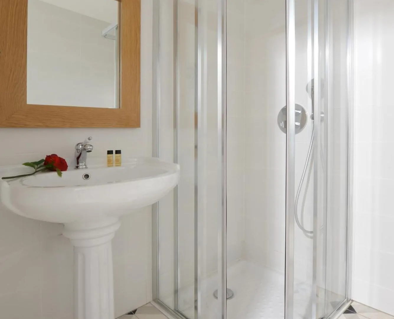 Hotel Des Batignolles Paris 3*,