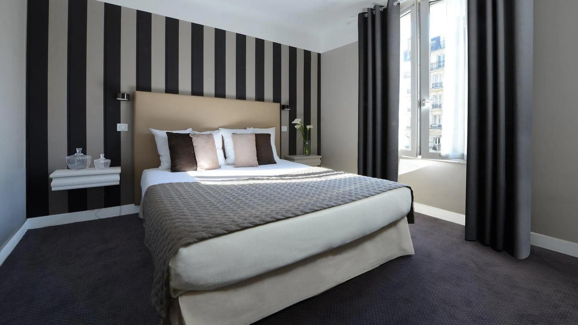 ***  Hotel Des Batignolles Paris France