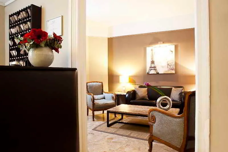 Hotel Des Batignolles Paris