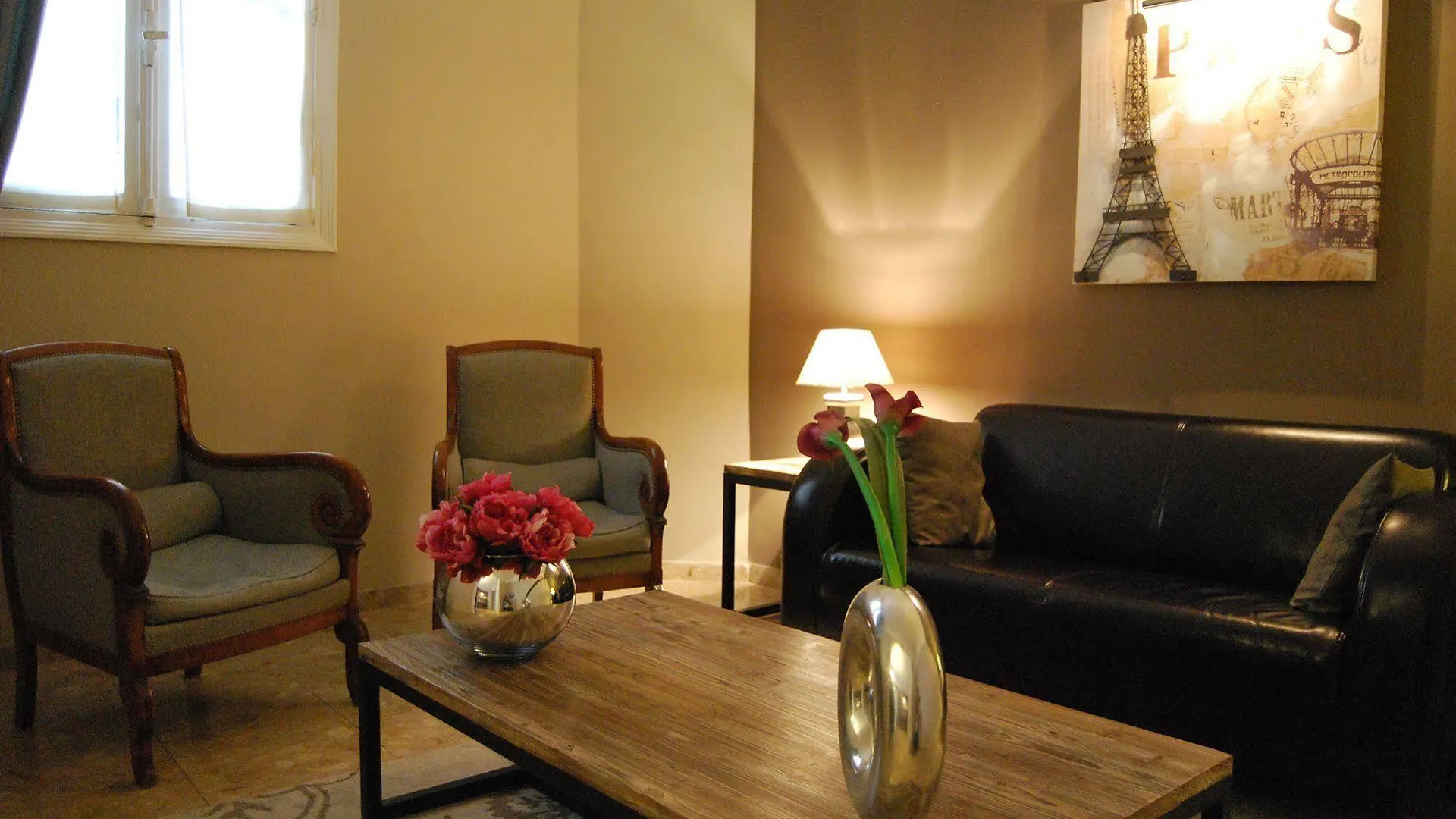 Hotel Des Batignolles Paris