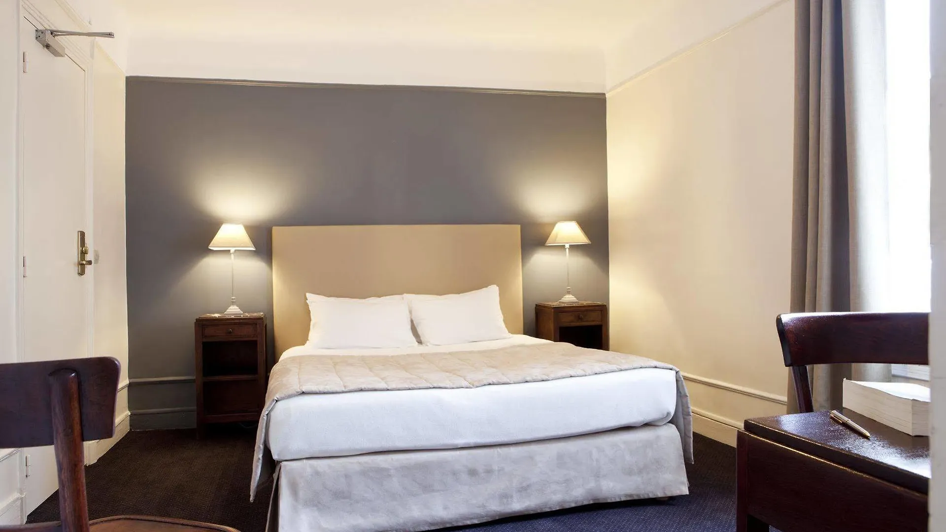 ***  Hotel Des Batignolles Paris France