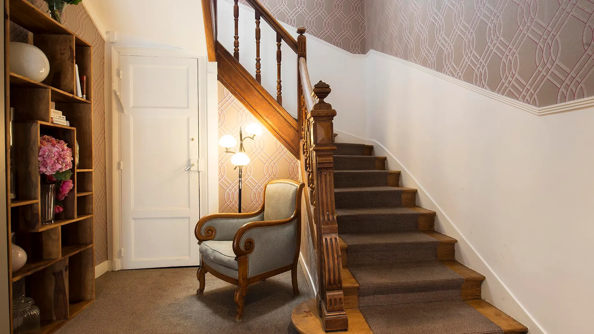 Hotel Des Batignolles Paris 3*,