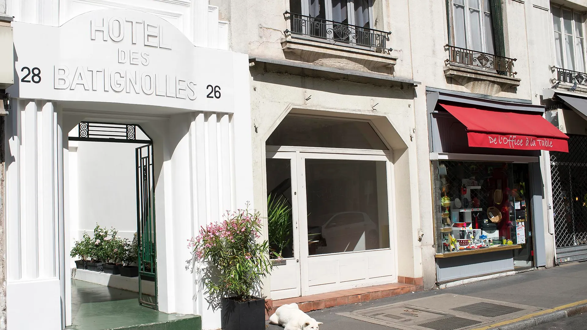 Hotel Des Batignolles Paris