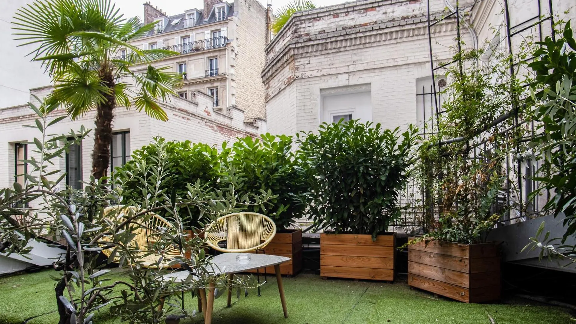 Hotel Des Batignolles Paris