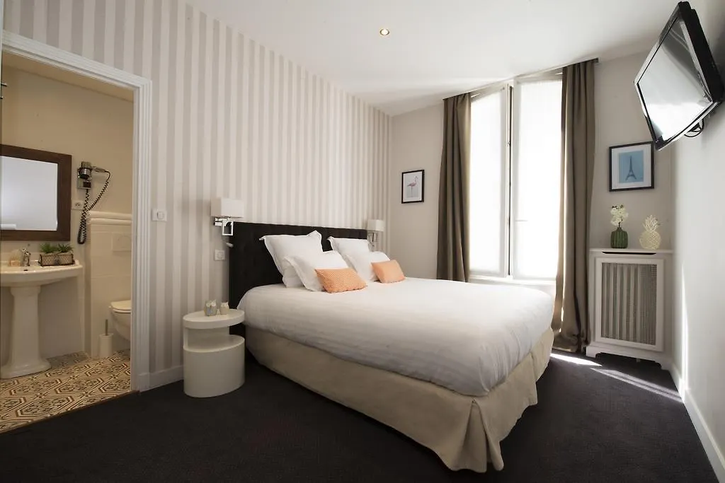 ***  Hotel Des Batignolles Paris Frankrike
